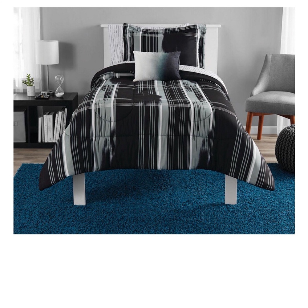 Coordinated bedding set